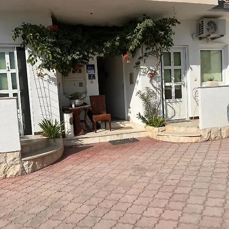 Levarda Appartamento Traù